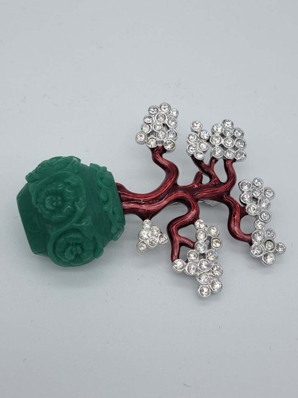 VTG "Forbidden City" Carved, Faux Jade Brooch